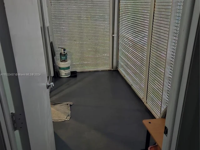 321 Flanders G # 321, Delray Beach FL 33484