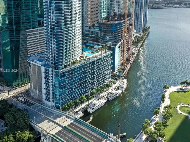 200 Biscayne Blvd Way # 4811, Miami FL 33131