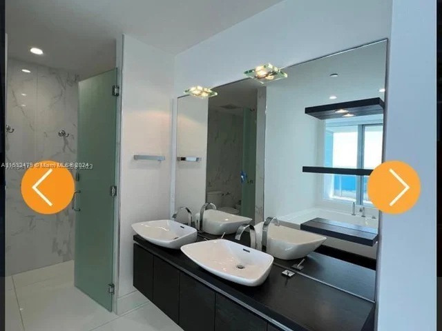 200 Biscayne Boulevard Way # 4801, Miami FL 33131