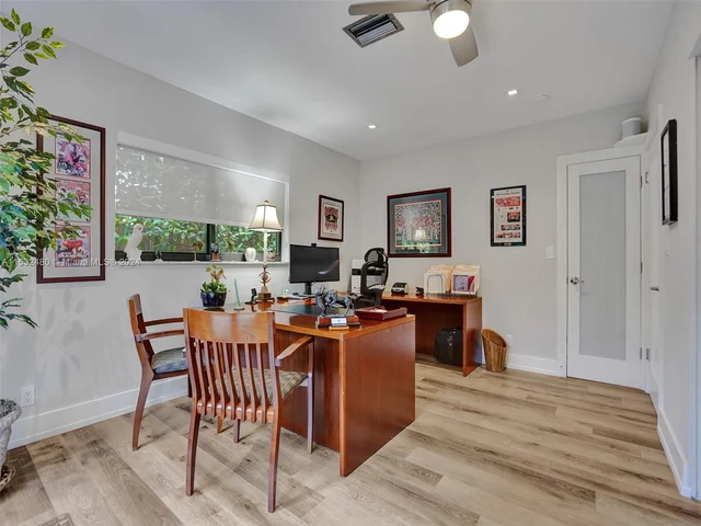 2606 N Riverside Dr, Pompano Beach FL 33062