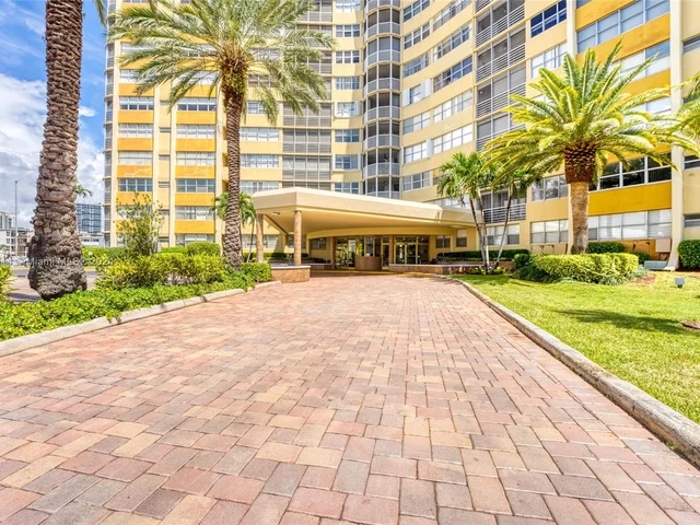 100 Golden Isles Dr # 114, Hallandale Beach FL 33009