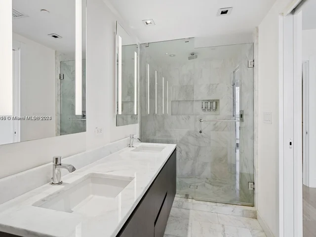 1451 Brickell Ave # 2401, Miami FL 33131