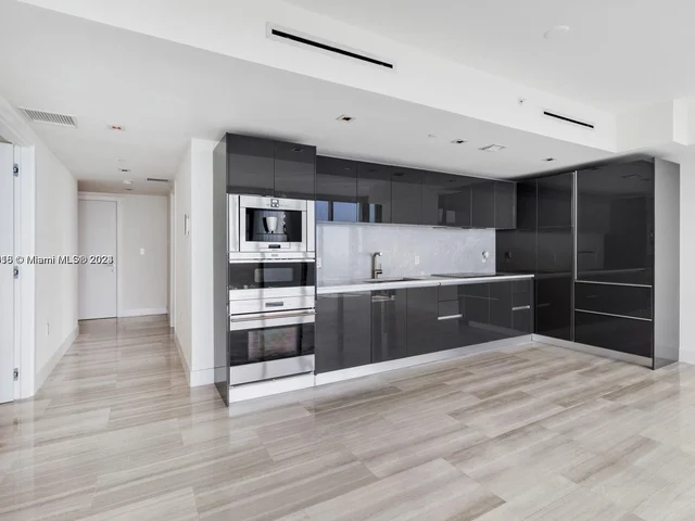 1451 Brickell Ave # 2401, Miami FL 33131