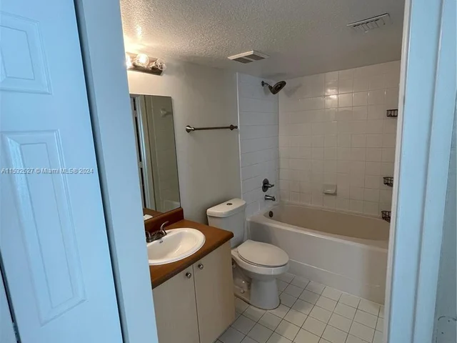 4081 San Marino Blvd # 206, West Palm Beach FL 33409