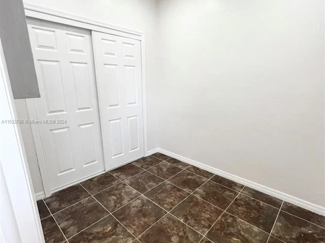 9548 SW 154th Pl, Miami FL 33196