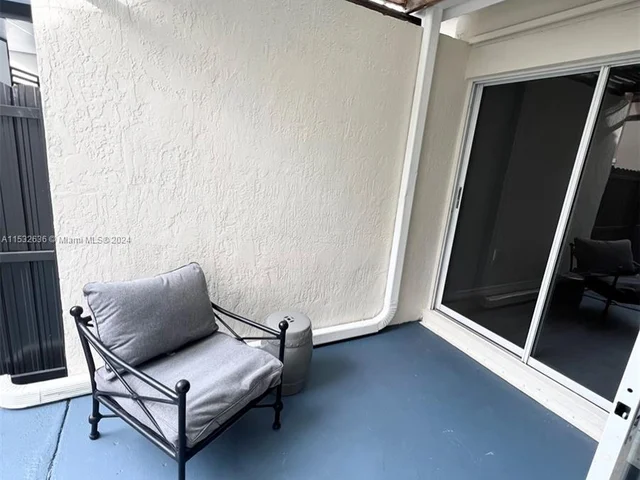 9548 SW 154th Pl, Miami FL 33196