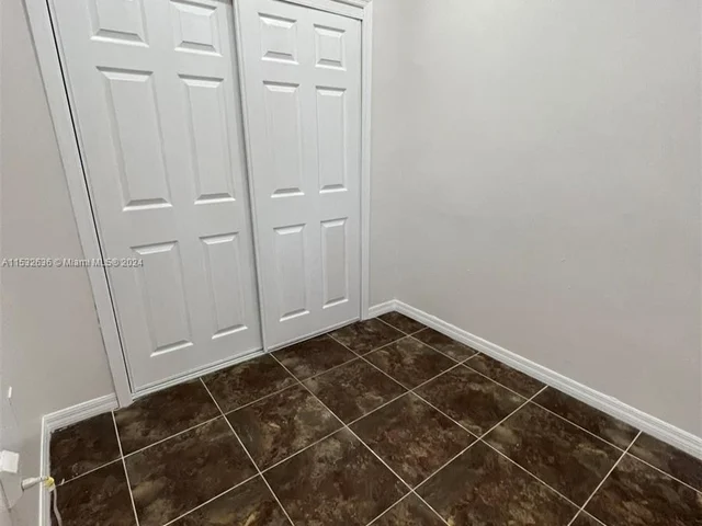 9548 SW 154th Pl, Miami FL 33196