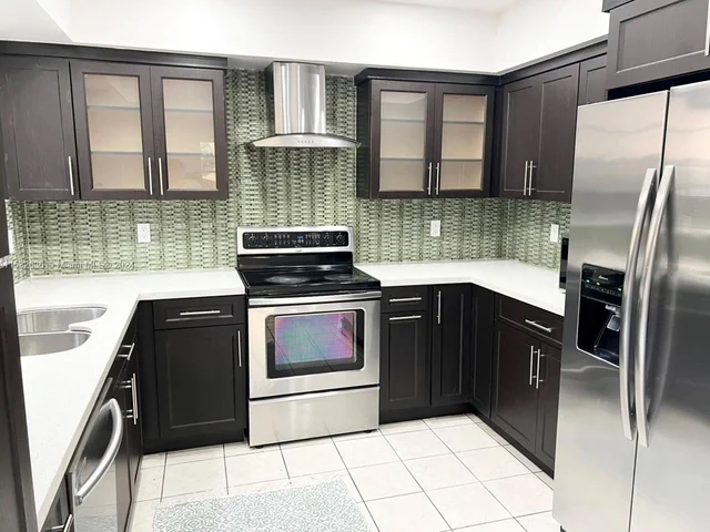 9548 SW 154th Pl, Miami FL 33196