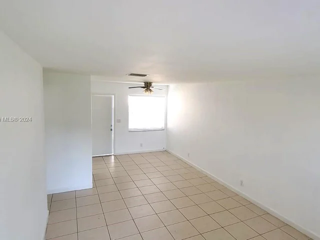 3856 S Cir Dr # 5, Hollywood FL 33021