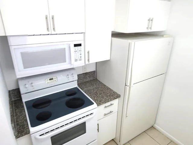 3856 S Cir Dr # 5, Hollywood FL 33021