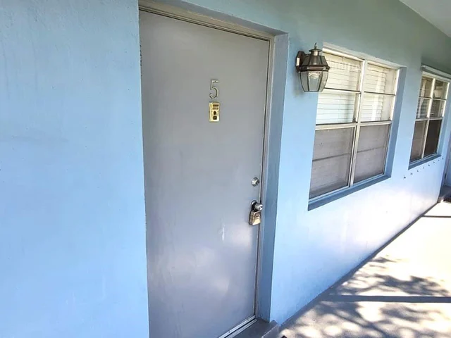 3856 S Cir Dr # 5, Hollywood FL 33021