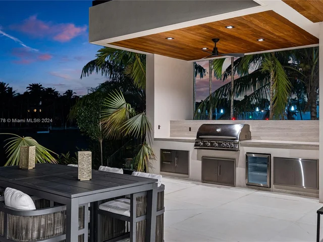 9056 Bay Drive, Surfside FL 33154