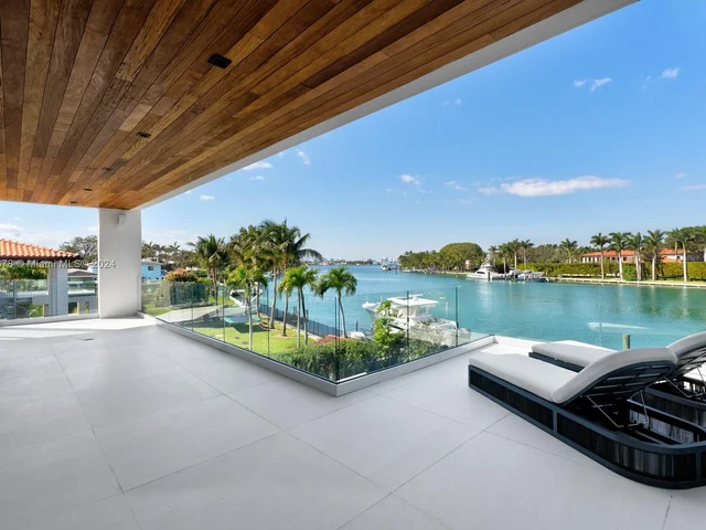 9056 Bay Drive, Surfside FL 33154