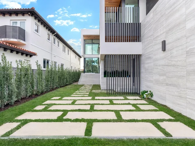 9056 Bay Drive, Surfside FL 33154