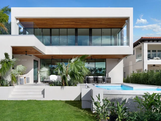 9056 Bay Drive, Surfside FL 33154