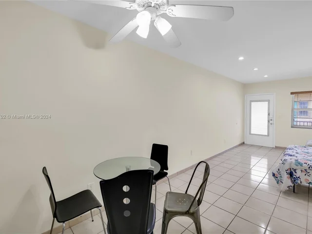 644 Meridian Ave # 2, Miami Beach FL 33139