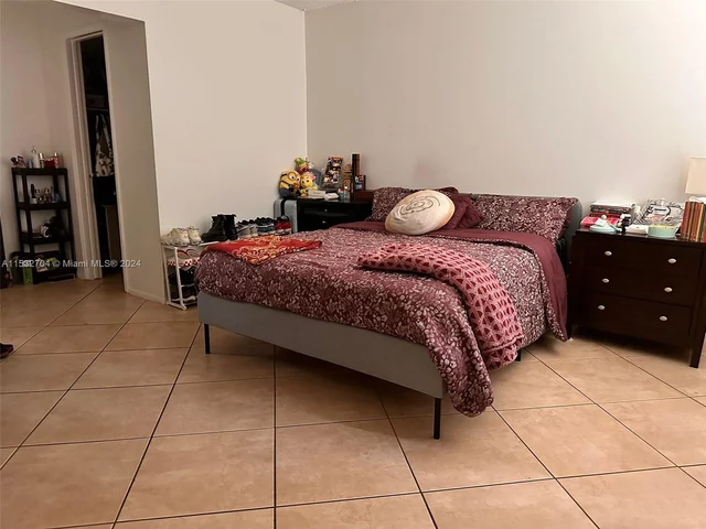 9410 Live Oak Pl # 305, Davie FL 33324