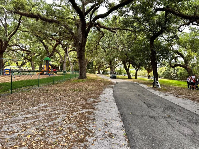 9410 Live Oak Pl # 305, Davie FL 33324