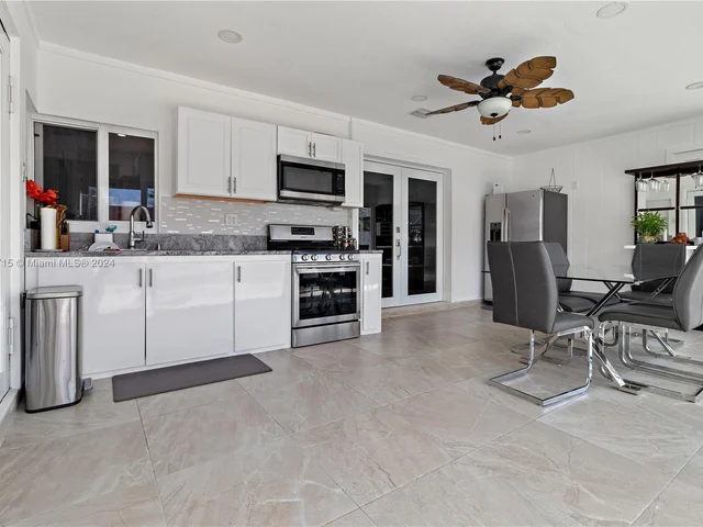 17330 SW 108th Ave, Miami FL 33157