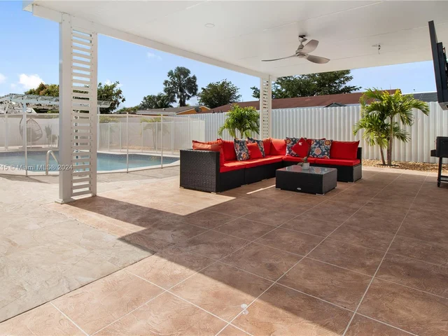 17330 SW 108th Ave, Miami FL 33157