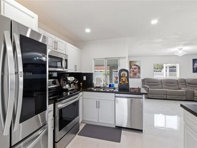 17330 SW 108th Ave, Miami FL 33157