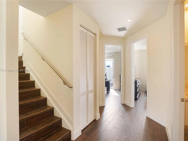 10418 NW 63rd Ter # 10418, Doral FL 33178