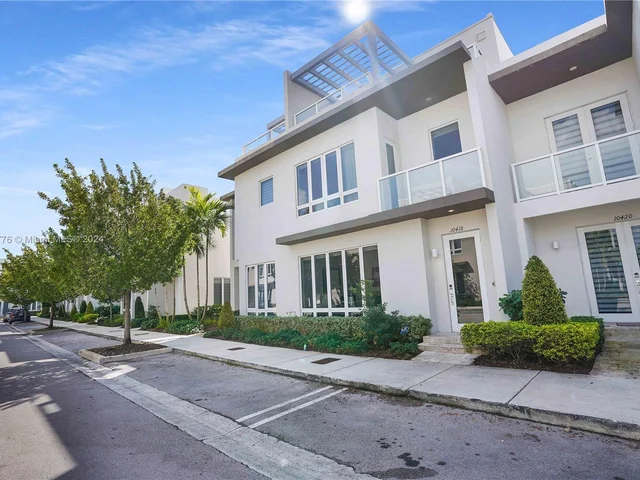 10418 NW 63rd Ter # 10418, Doral FL 33178
