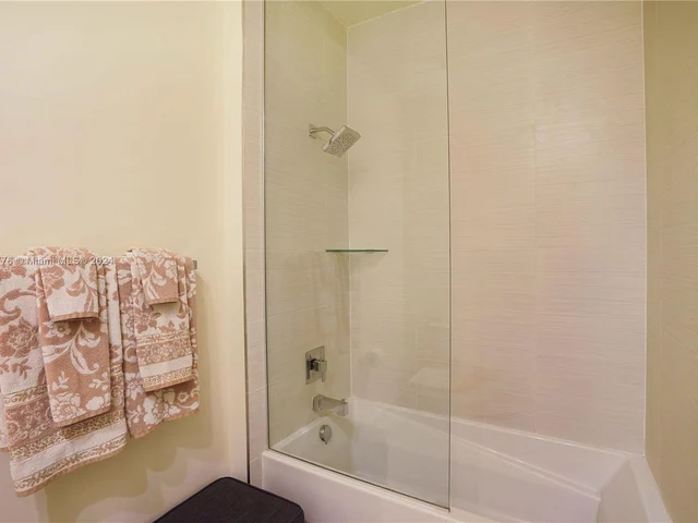 10418 NW 63rd Ter # 10418, Doral FL 33178