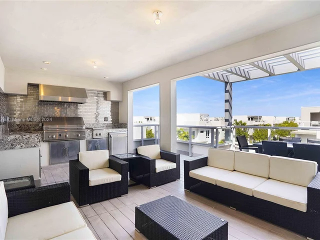 10418 NW 63rd Ter # 10418, Doral FL 33178