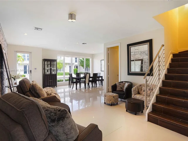 10418 NW 63rd Ter # 10418, Doral FL 33178