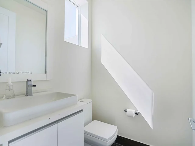 10418 NW 63rd Ter # 10418, Doral FL 33178