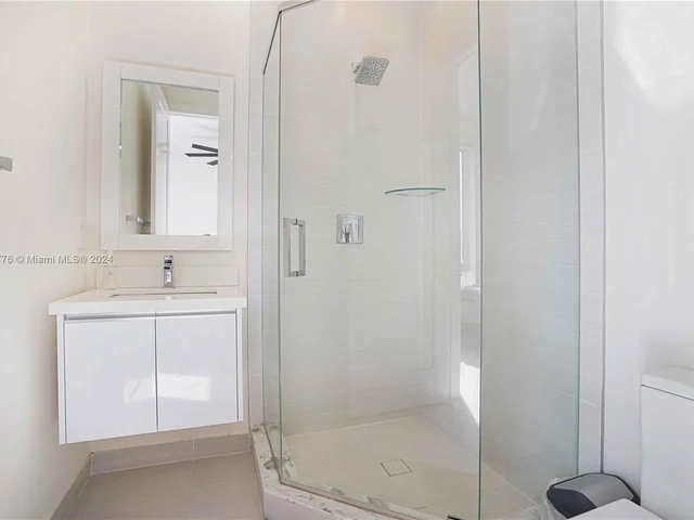 10418 NW 63rd Ter # 10418, Doral FL 33178