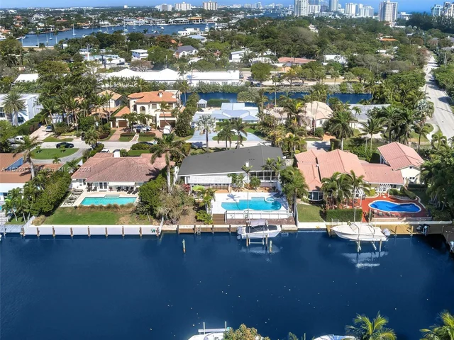 2642 Marion Dr, Fort Lauderdale FL 33316