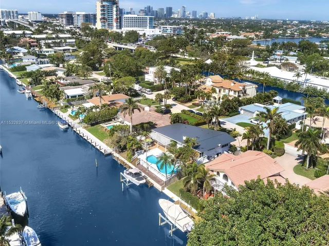 2642 Marion Dr, Fort Lauderdale FL 33316