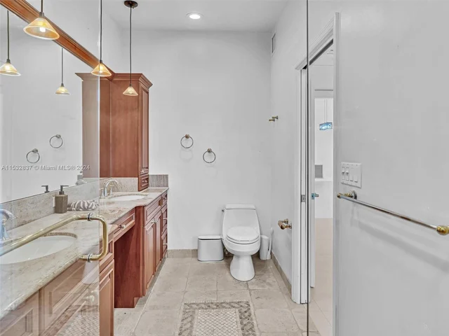 2642 Marion Dr, Fort Lauderdale FL 33316