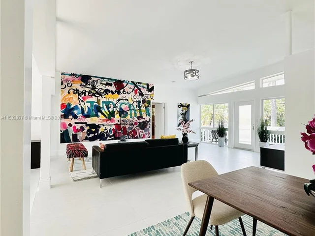 2642 Marion Dr, Fort Lauderdale FL 33316