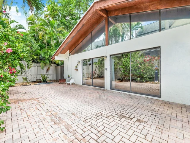 3154 Mary Street # 4, Miami FL 33133