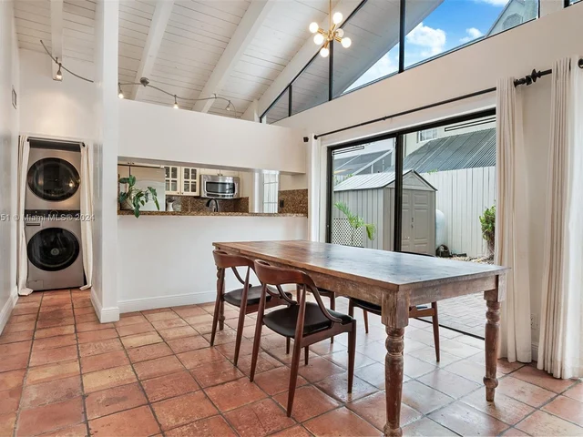 3154 Mary Street # 4, Miami FL 33133