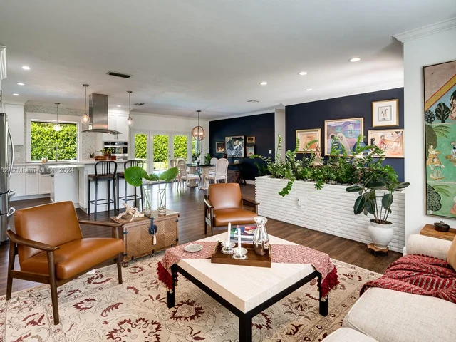 7485 SW 159th Ter, Palmetto Bay FL 33157