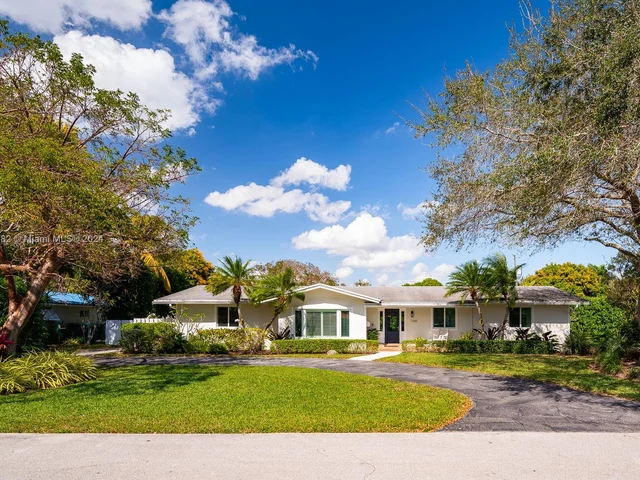 7485 SW 159th Ter, Palmetto Bay FL 33157