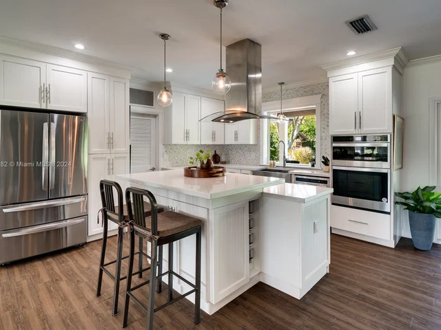 7485 SW 159th Ter, Palmetto Bay FL 33157