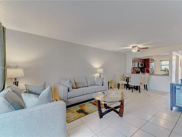 851 NE 207th Ln # 13, Miami FL 33179