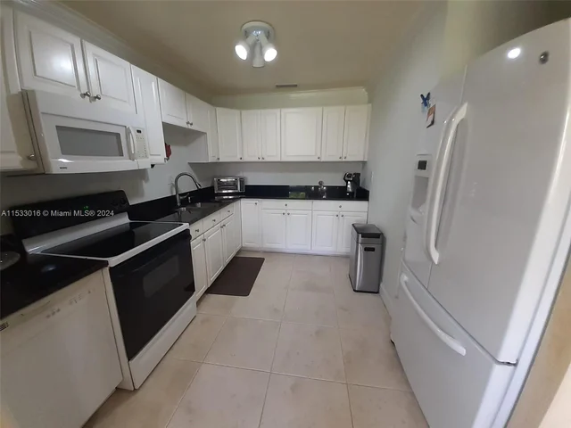 10725 NW 30th Pl # 4, Sunrise FL 33322