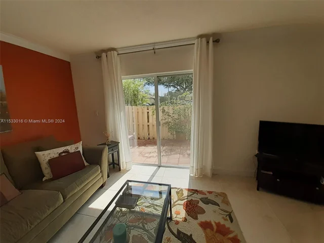 10725 NW 30th Pl # 4, Sunrise FL 33322