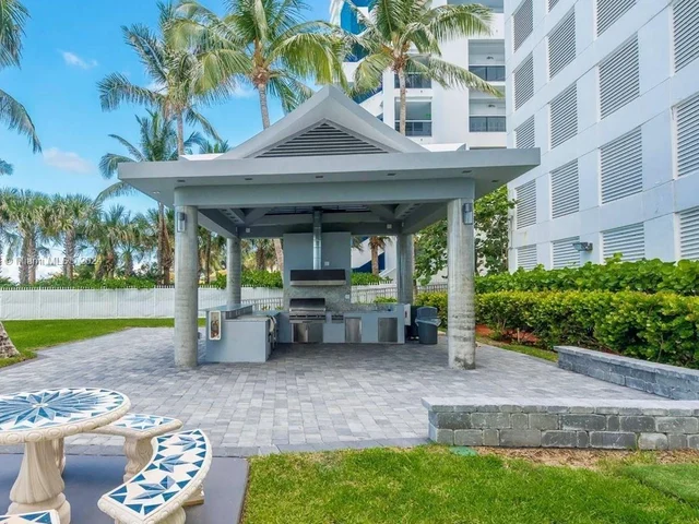 6301 Collins Ave # 2604, Miami Beach FL 33141