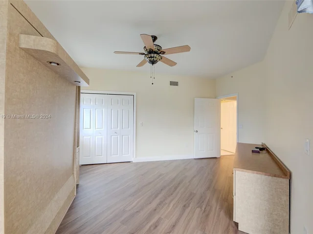 7725 Yardley Dr # 207, Tamarac FL 33321