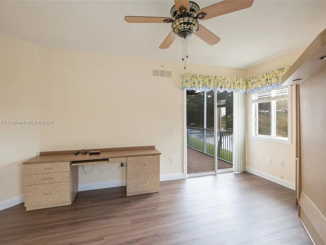 7725 Yardley Dr # 207, Tamarac FL 33321