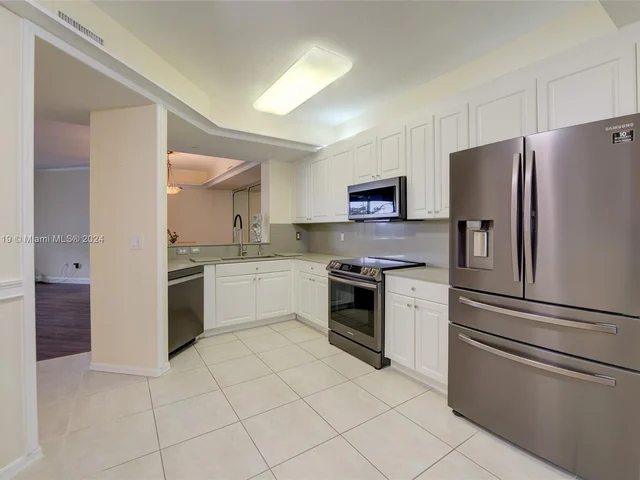 7725 Yardley Dr # 207, Tamarac FL 33321