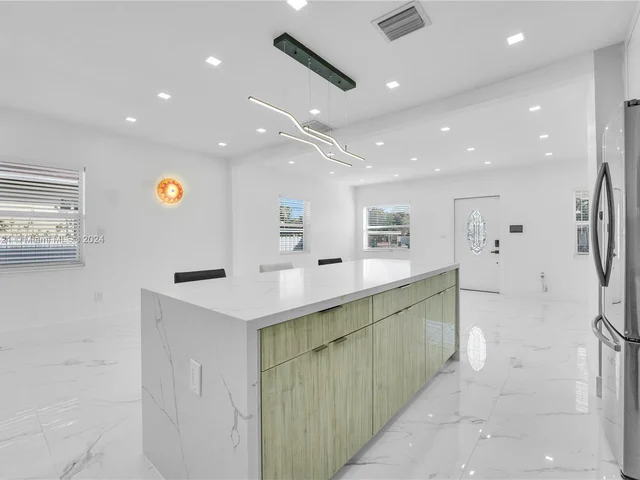 720 SW 60th Ave, Miami FL 33144