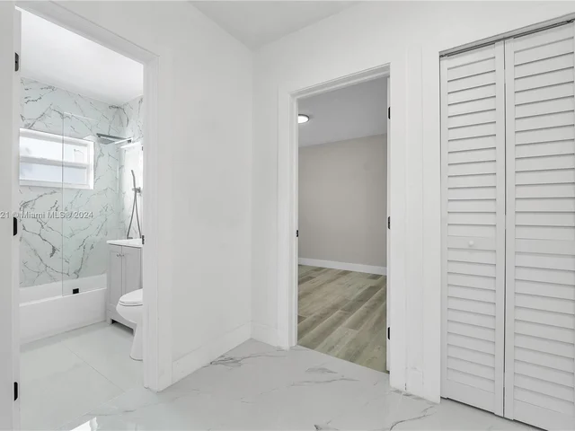 720 SW 60th Ave, Miami FL 33144